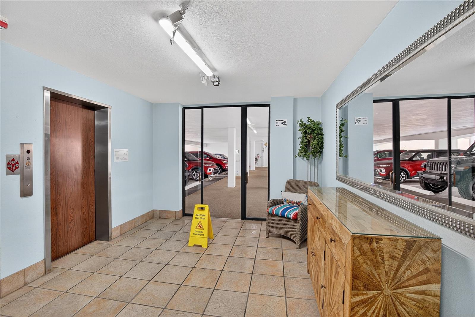 Image 23 of 44 For 131 Bluff View Drive #203