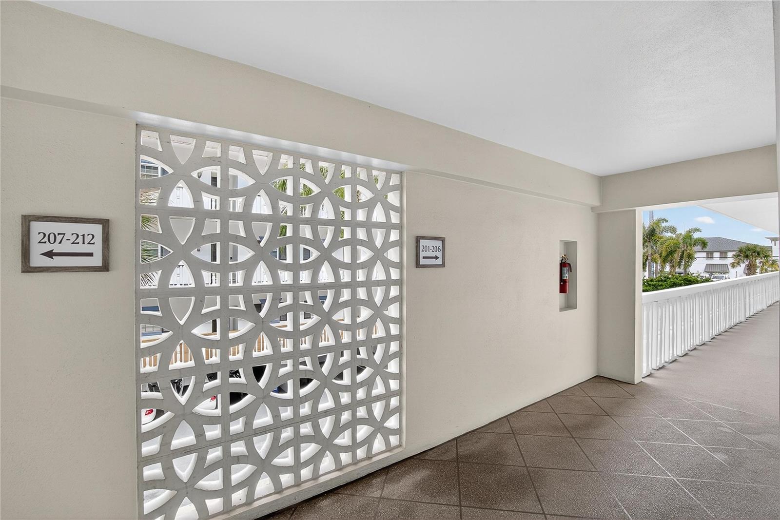 Image 26 of 44 For 131 Bluff View Drive #203