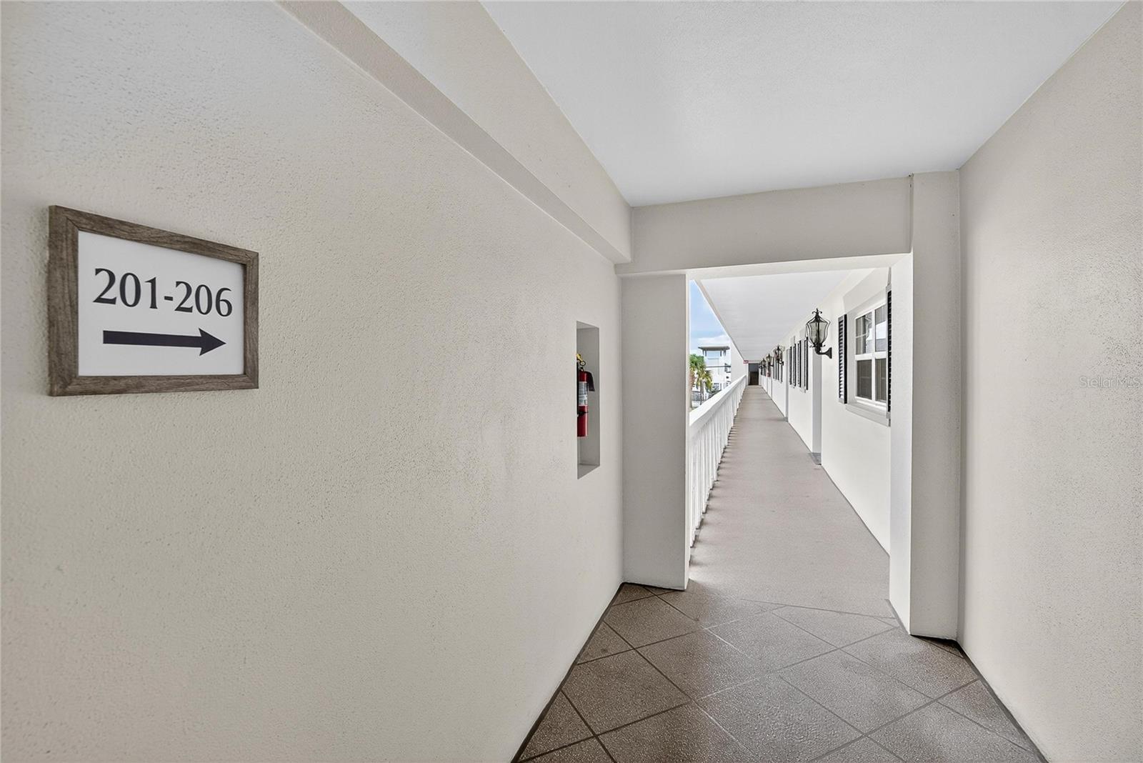 Image 27 of 44 For 131 Bluff View Drive #203