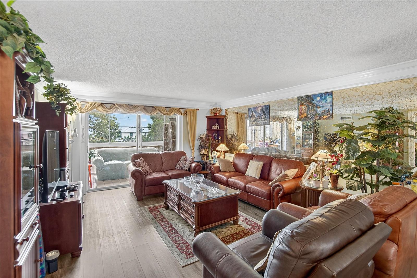 Image 7 of 44 For 131 Bluff View Drive #203