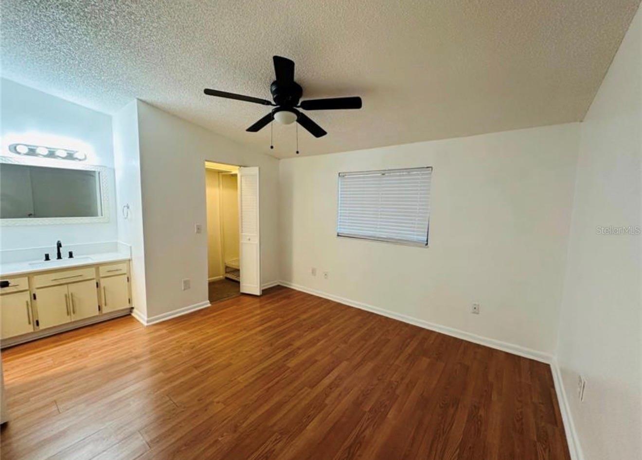 Image 5 of 7 For 4010 Pine Limb Court