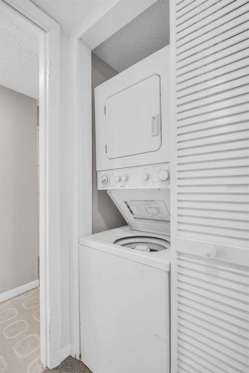 Image 23 of 61 For 617 Windrush Bay Drive 617