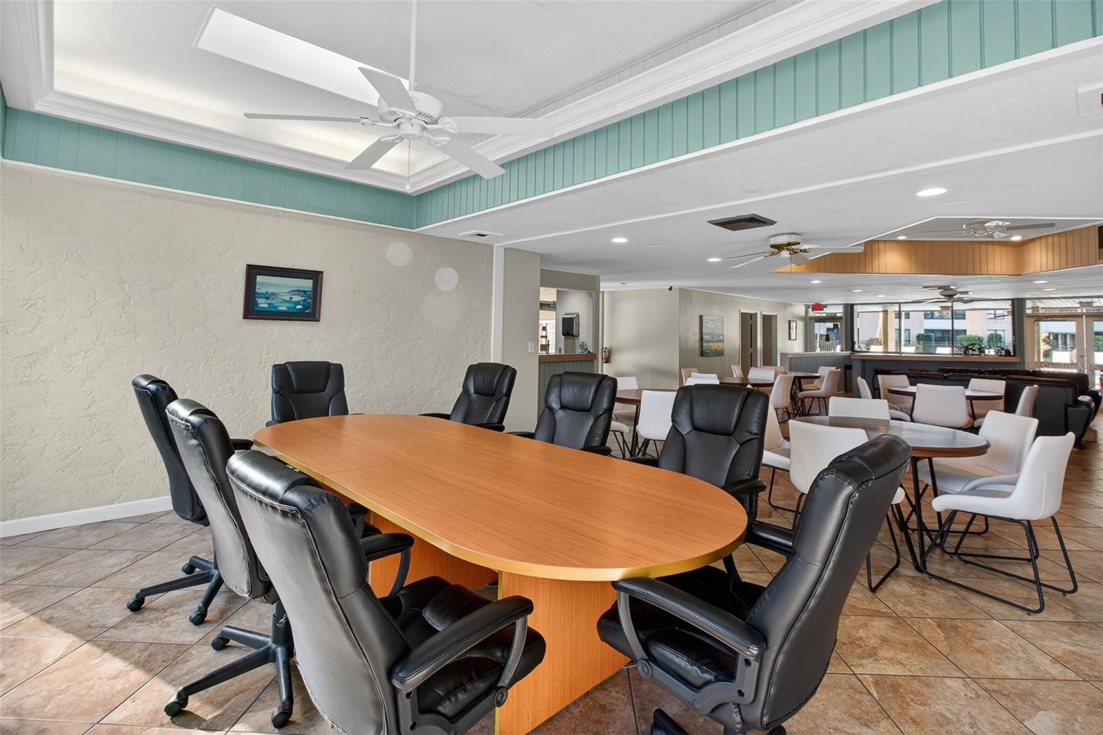 Image 24 of 48 For 2621 Cove Cay Drive 902