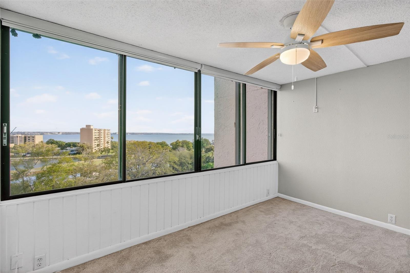 Image 29 of 48 For 2621 Cove Cay Drive 902