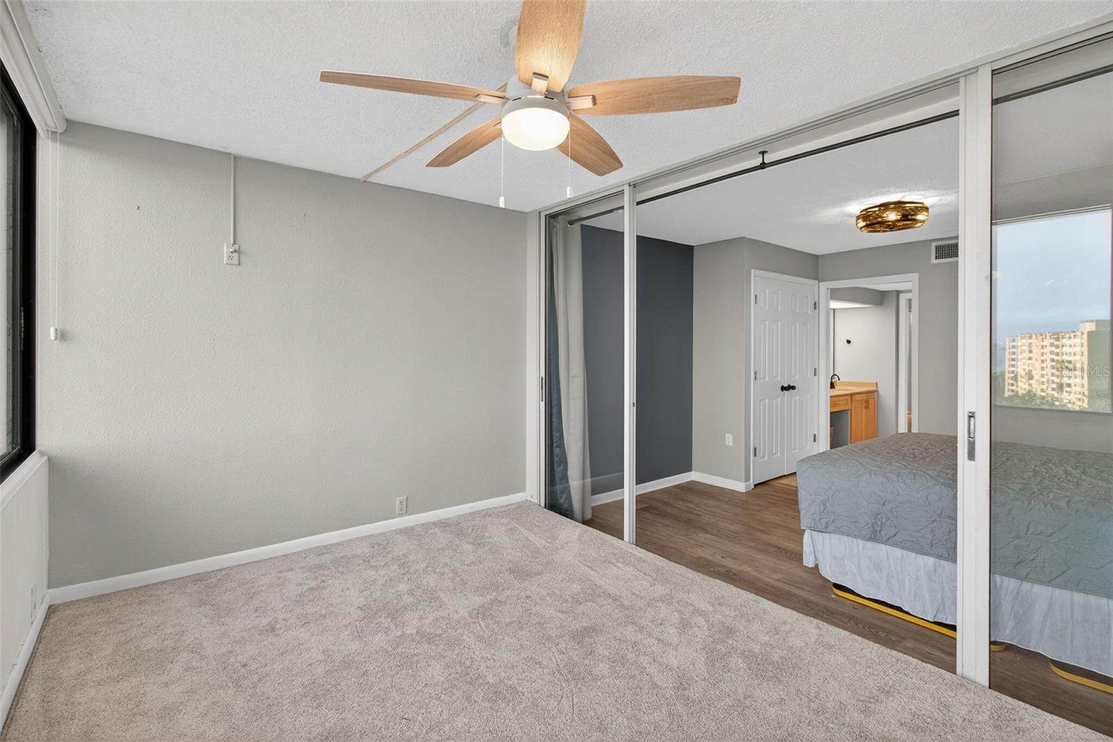 Image 30 of 48 For 2621 Cove Cay Drive 902