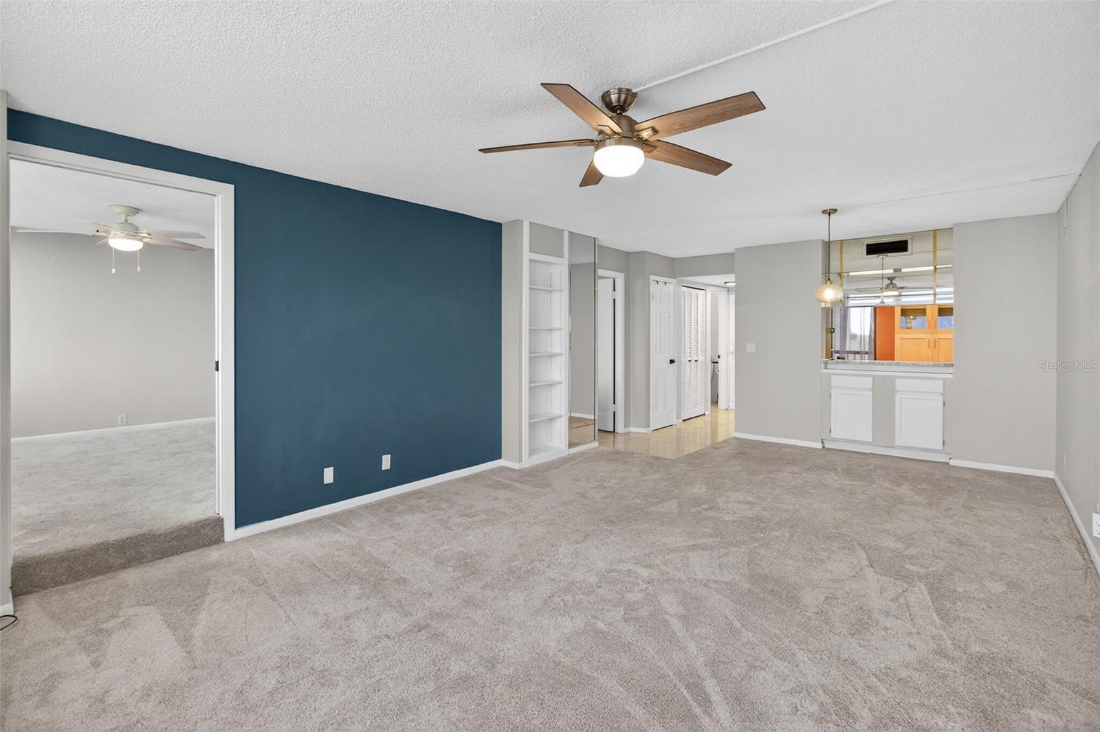 Image 36 of 48 For 2621 Cove Cay Drive 902