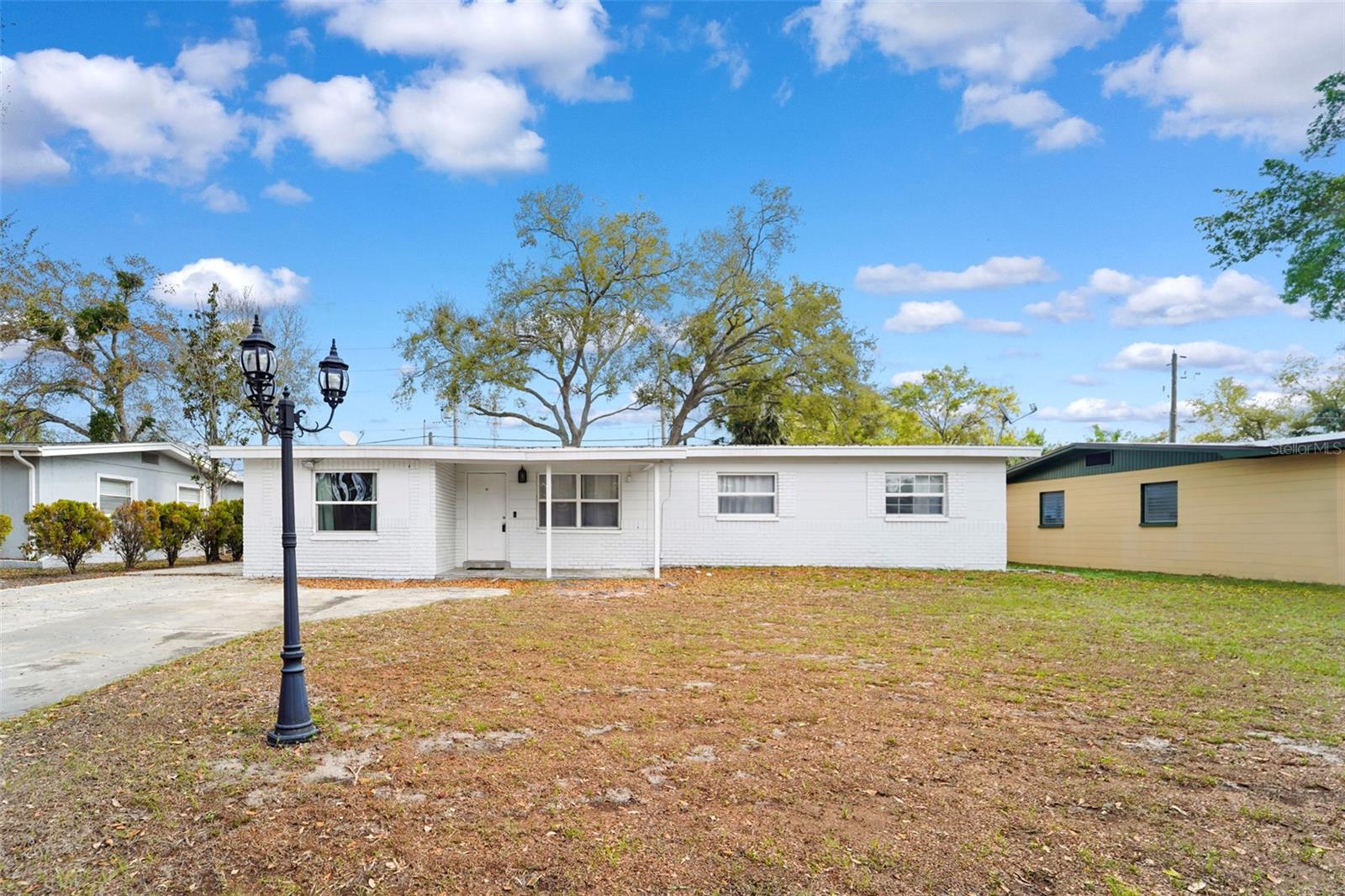 Image 2 of 27 For 215 36th Street Se