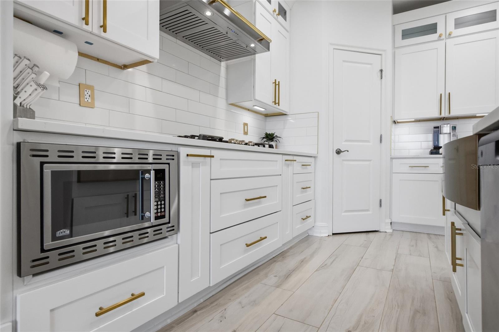 Listing photo id 9 for 29003 Trevi Place