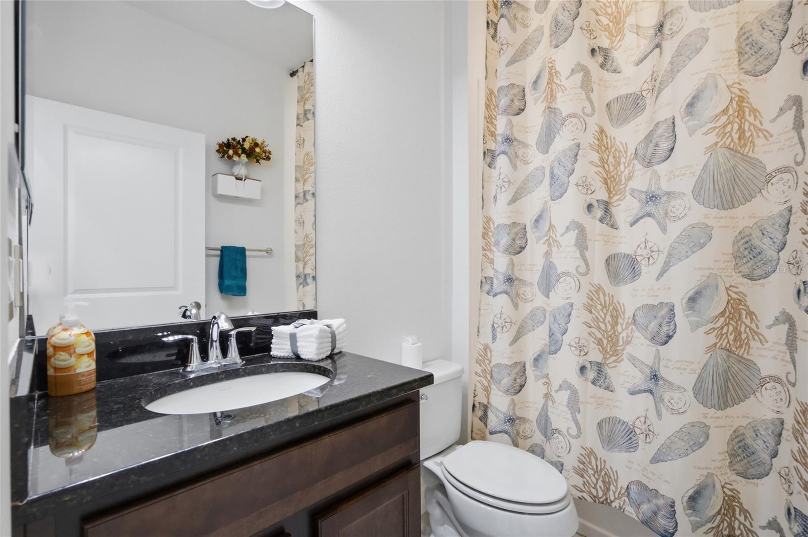 Listing photo id 14 for 29003 Trevi Place