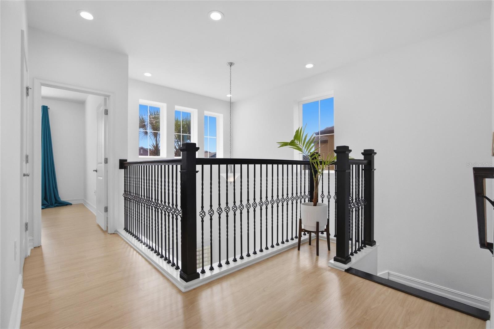 Listing photo id 15 for 29003 Trevi Place