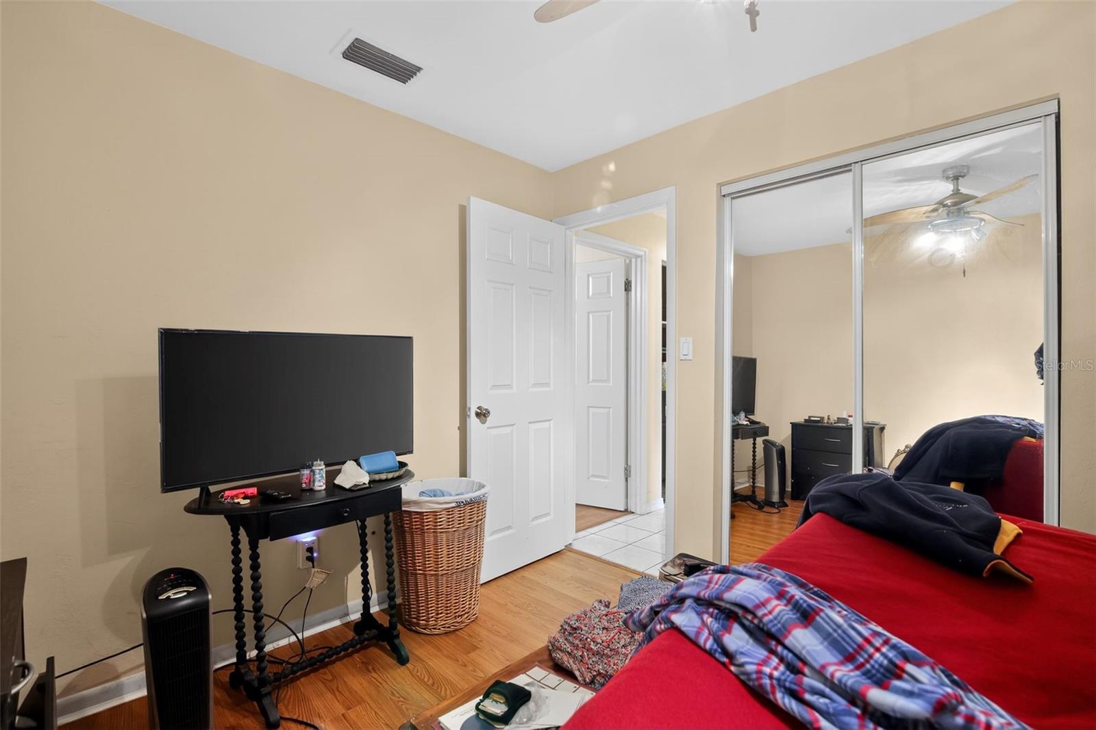 Image 20 of 30 For 4914 30th Terrace