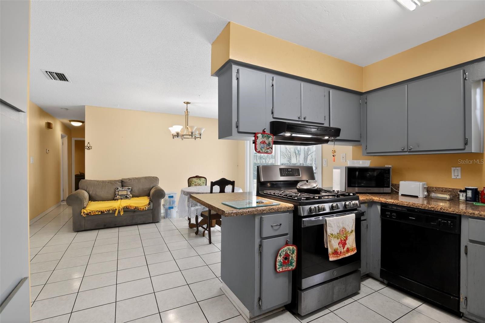 Image 8 of 30 For 4914 30th Terrace