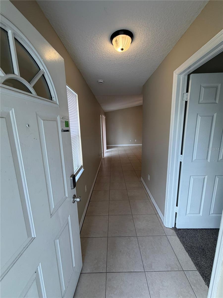 Image 2 of 22 For 2211 17th Avenue