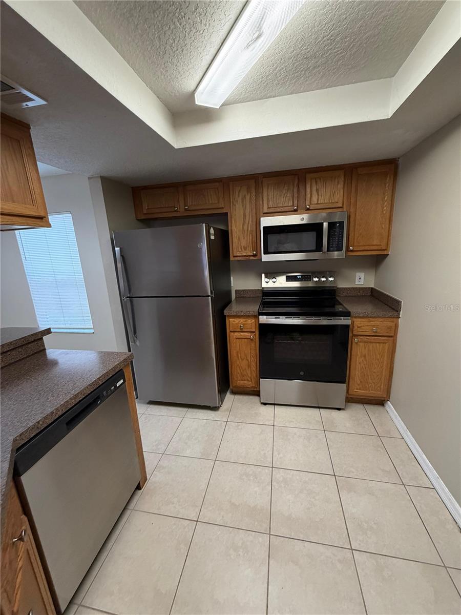 Image 6 of 22 For 2211 17th Avenue