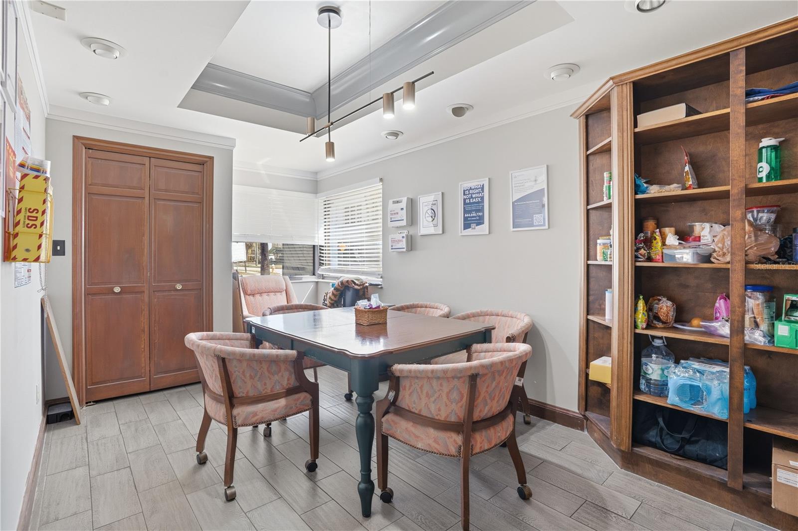 Image 15 of 39 For 908 Fort Harrison Avenue