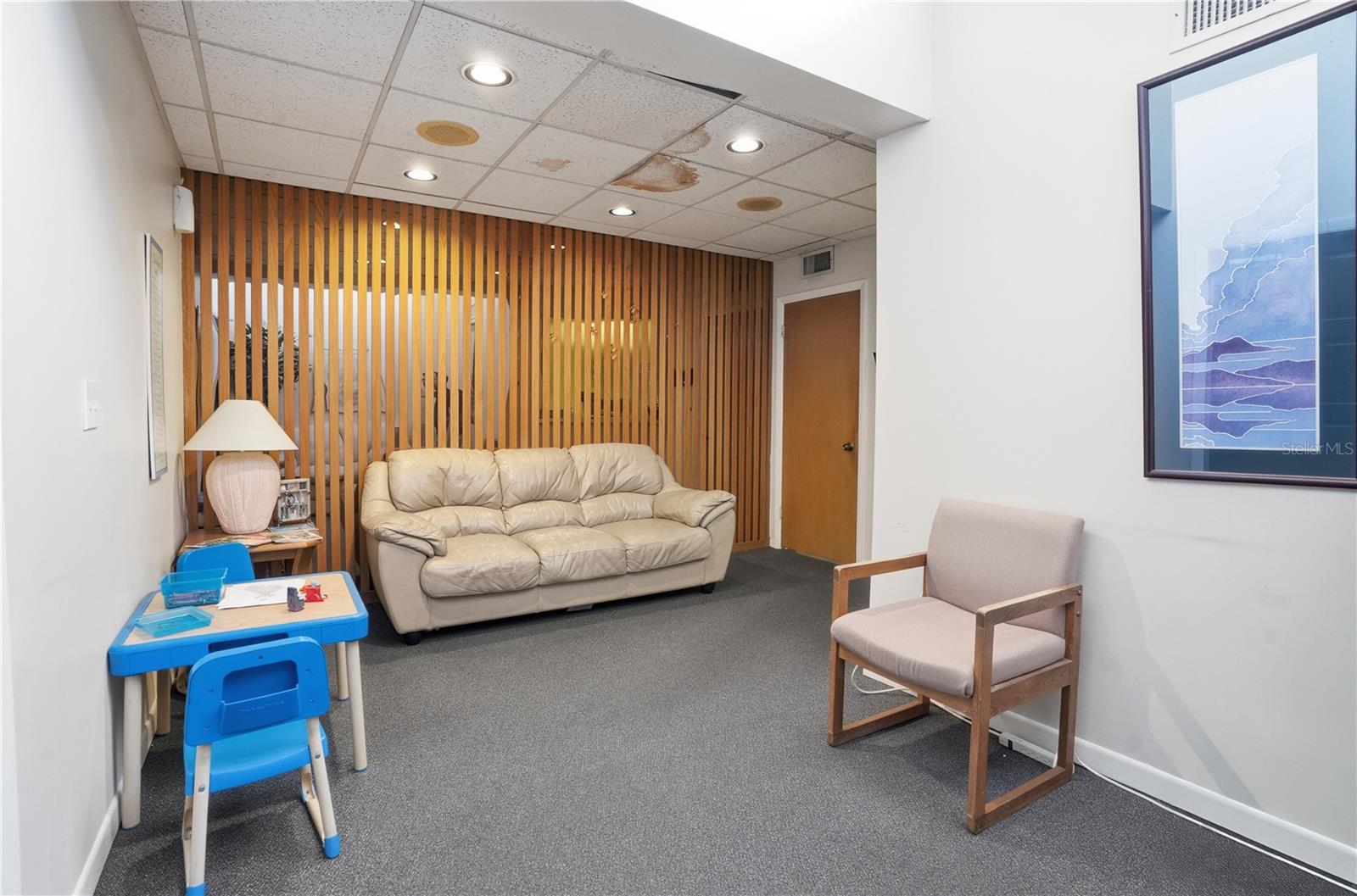 Image 28 of 39 For 908 Fort Harrison Avenue