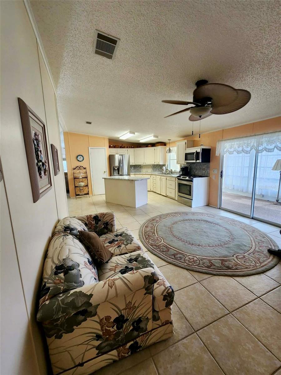 Image 21 of 52 For 624 Portside Drive