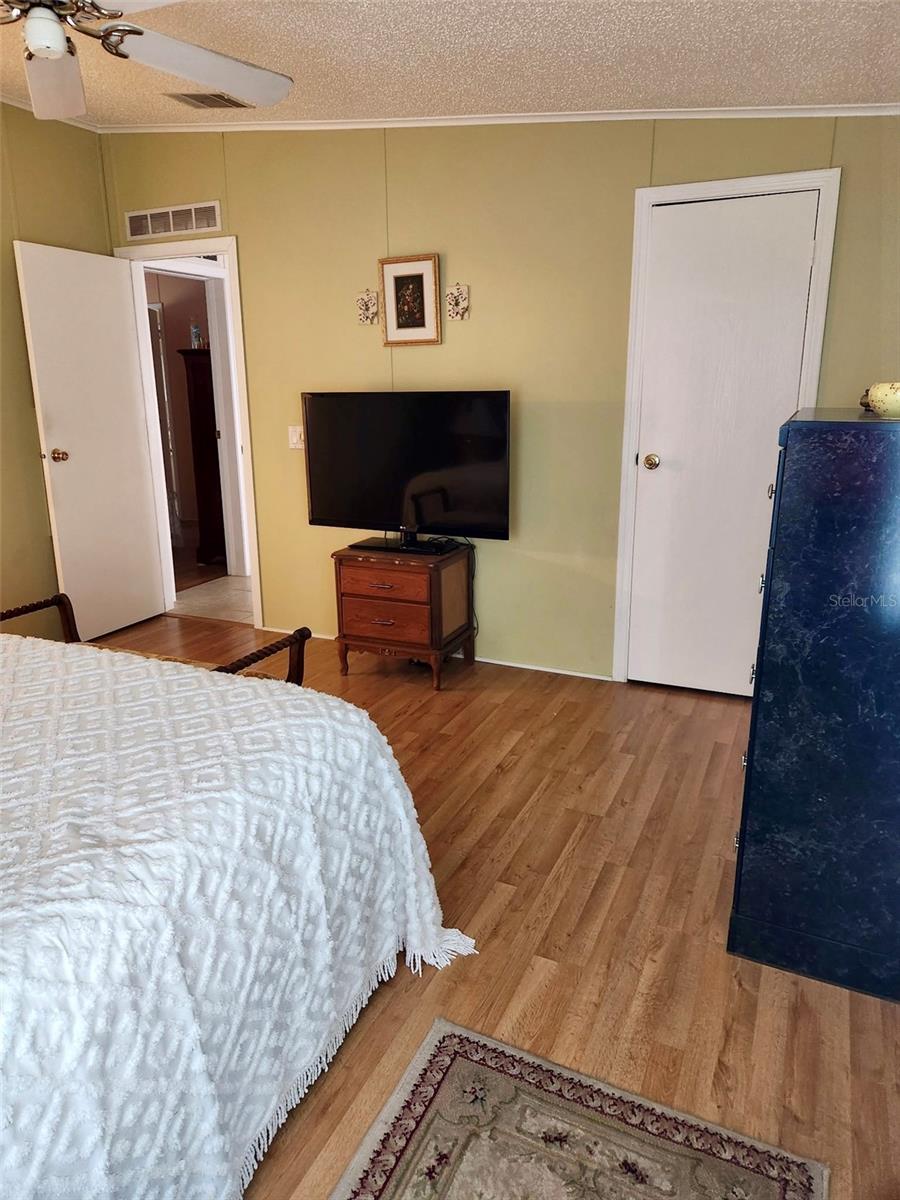 Image 5 of 52 For 624 Portside Drive