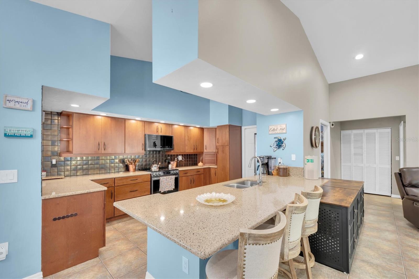 Image 10 of 58 For 922 80th Street Nw