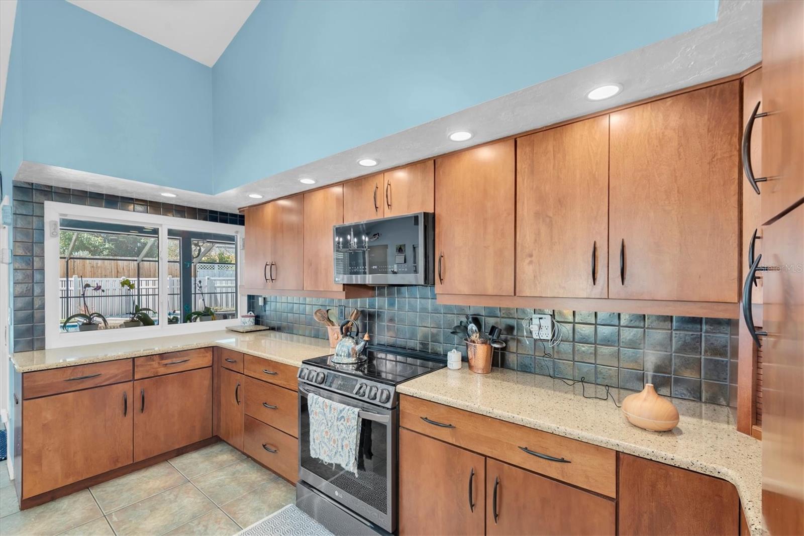 Image 13 of 58 For 922 80th Street Nw