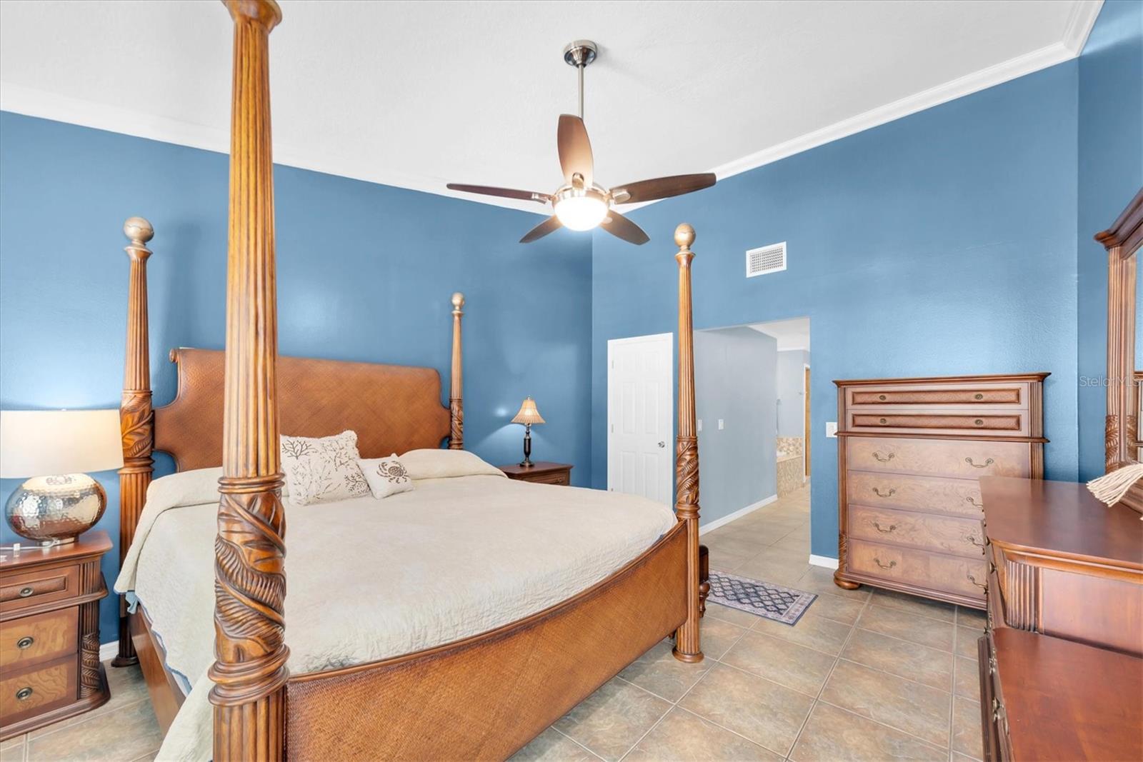 Image 21 of 58 For 922 80th Street Nw