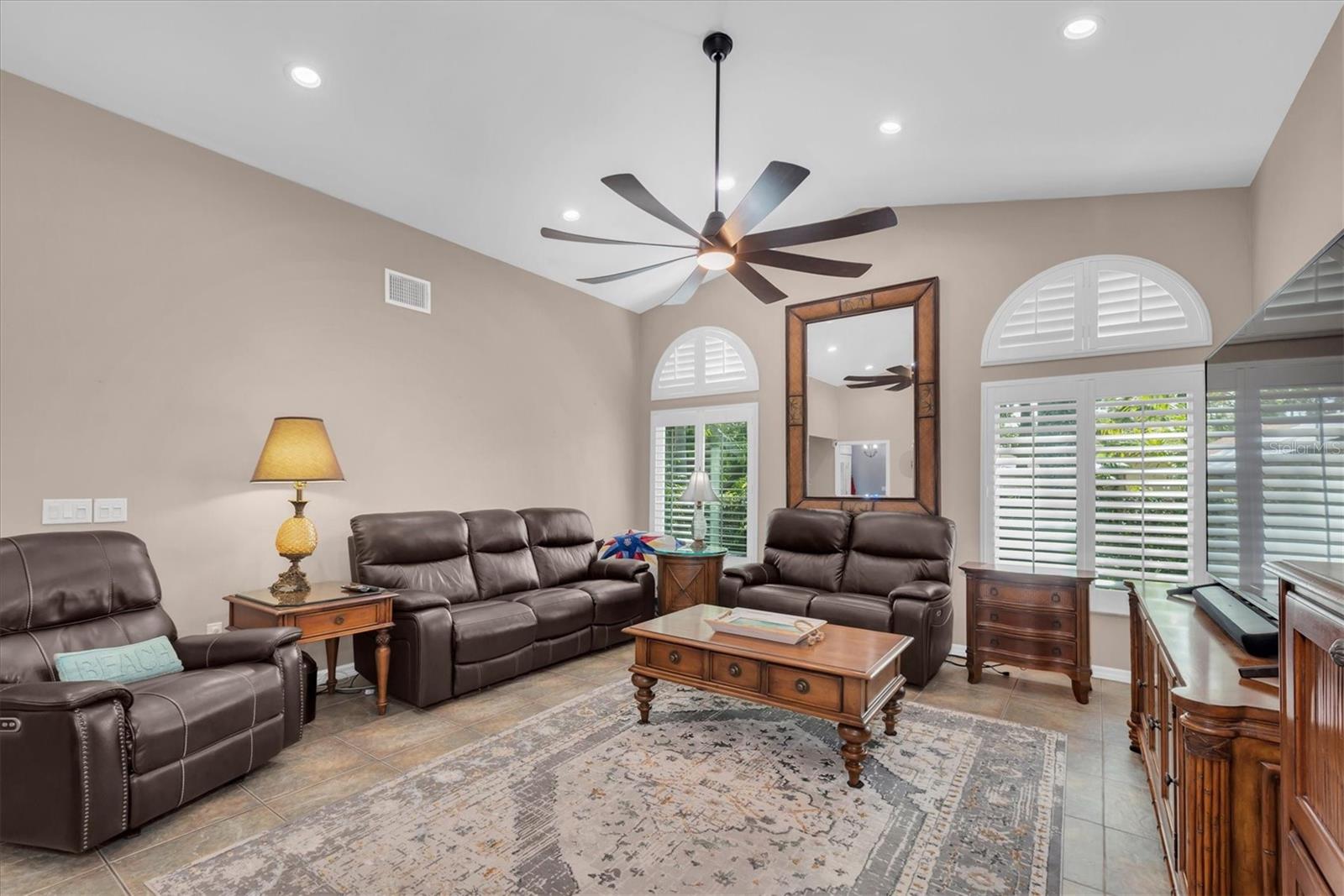 Image 7 of 58 For 922 80th Street Nw