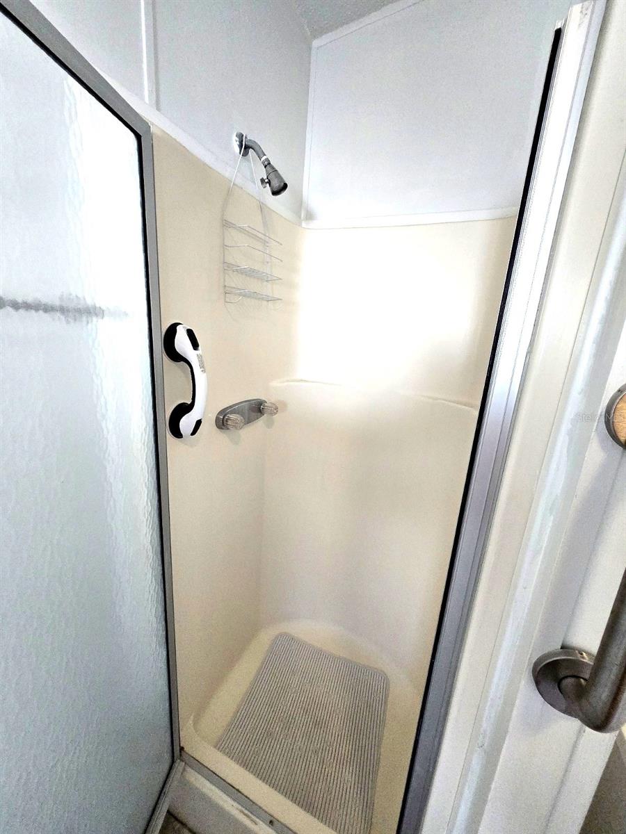 Image 10 of 26 For 5729 Leopard Point