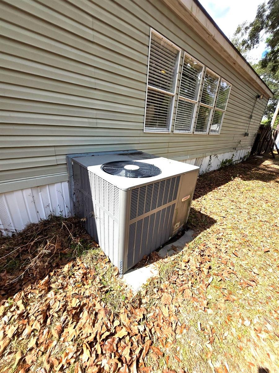 Image 22 of 26 For 5729 Leopard Point