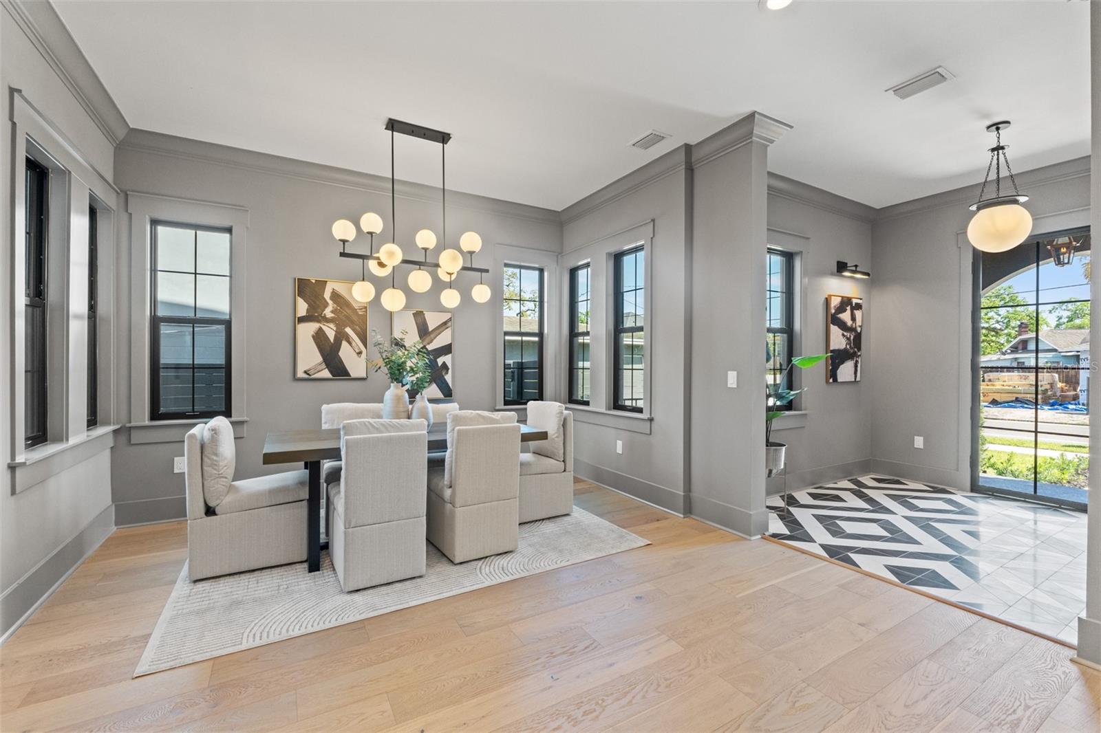 Image 10 of 89 For 807 Park Avenue