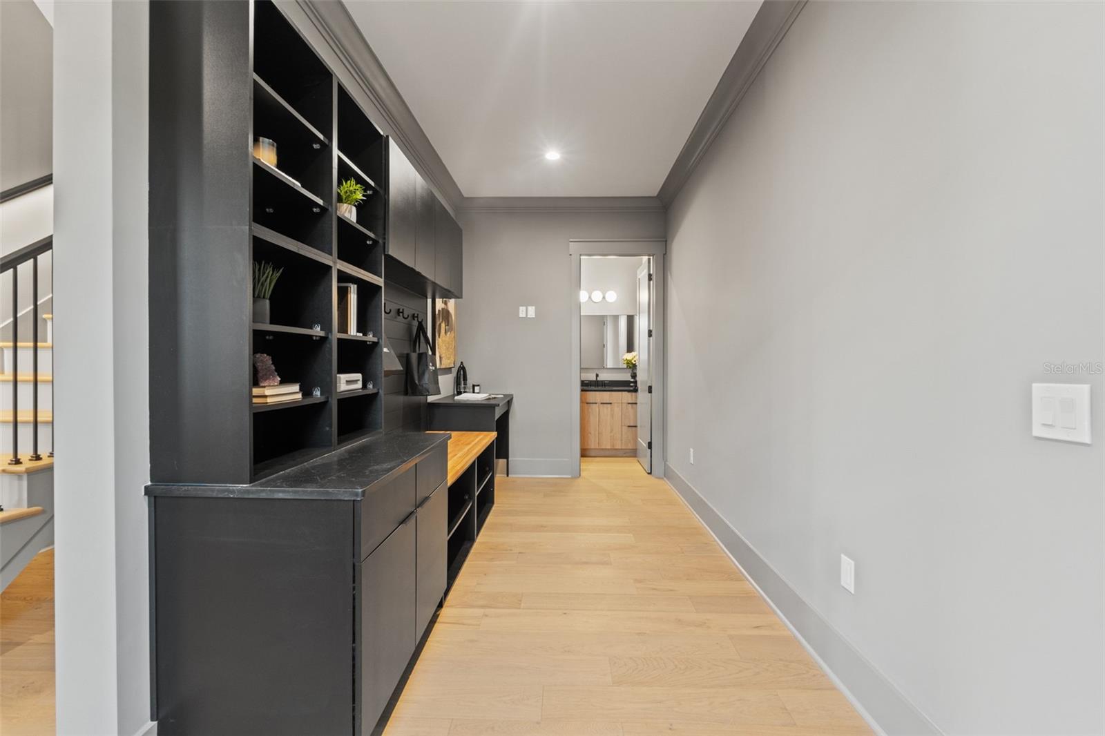 Image 33 of 89 For 807 Park Avenue