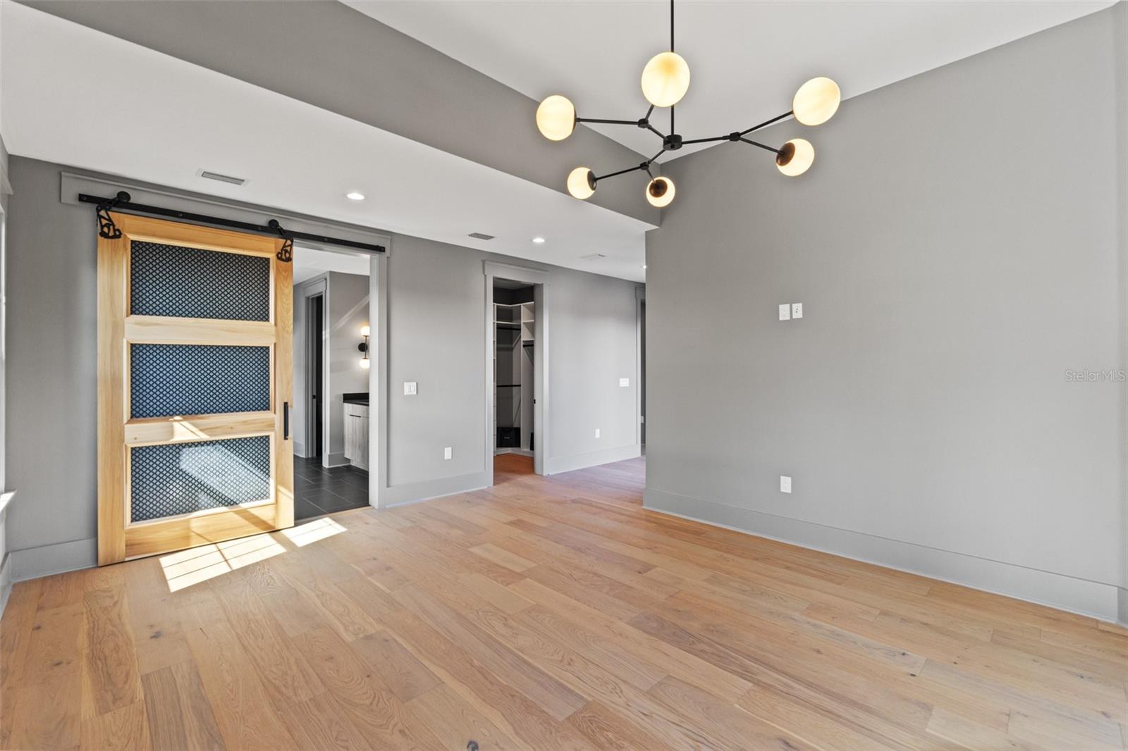 Image 53 of 89 For 807 Park Avenue