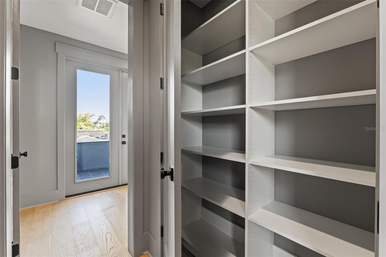 Image 57 of 89 For 807 Park Avenue