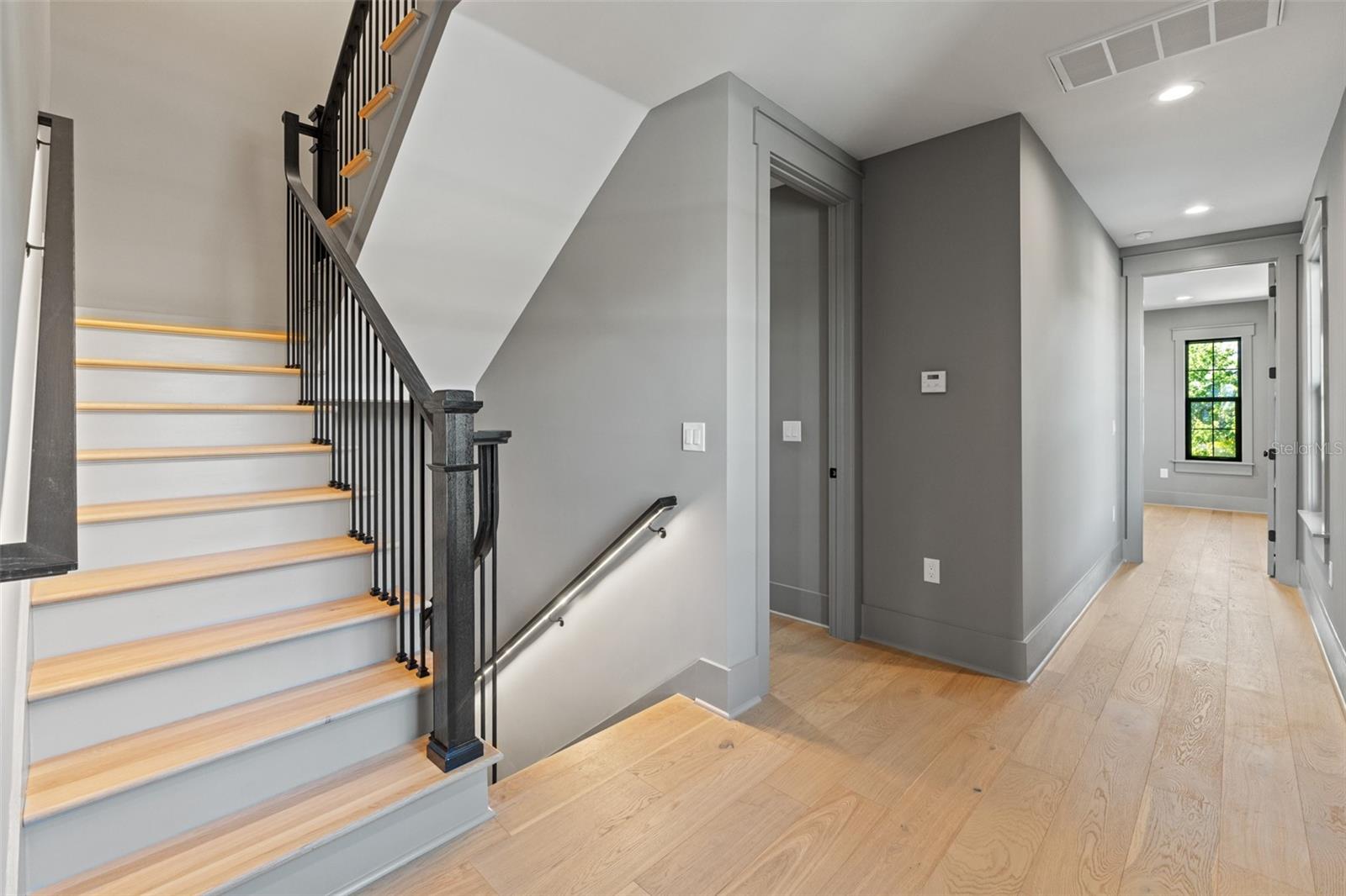 Image 58 of 89 For 807 Park Avenue