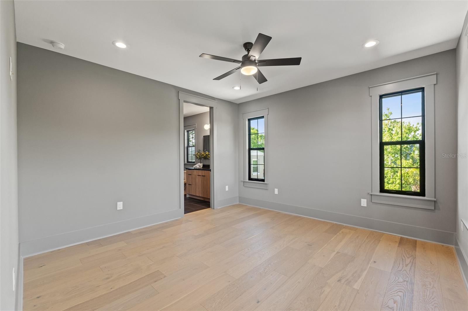 Image 62 of 89 For 807 Park Avenue