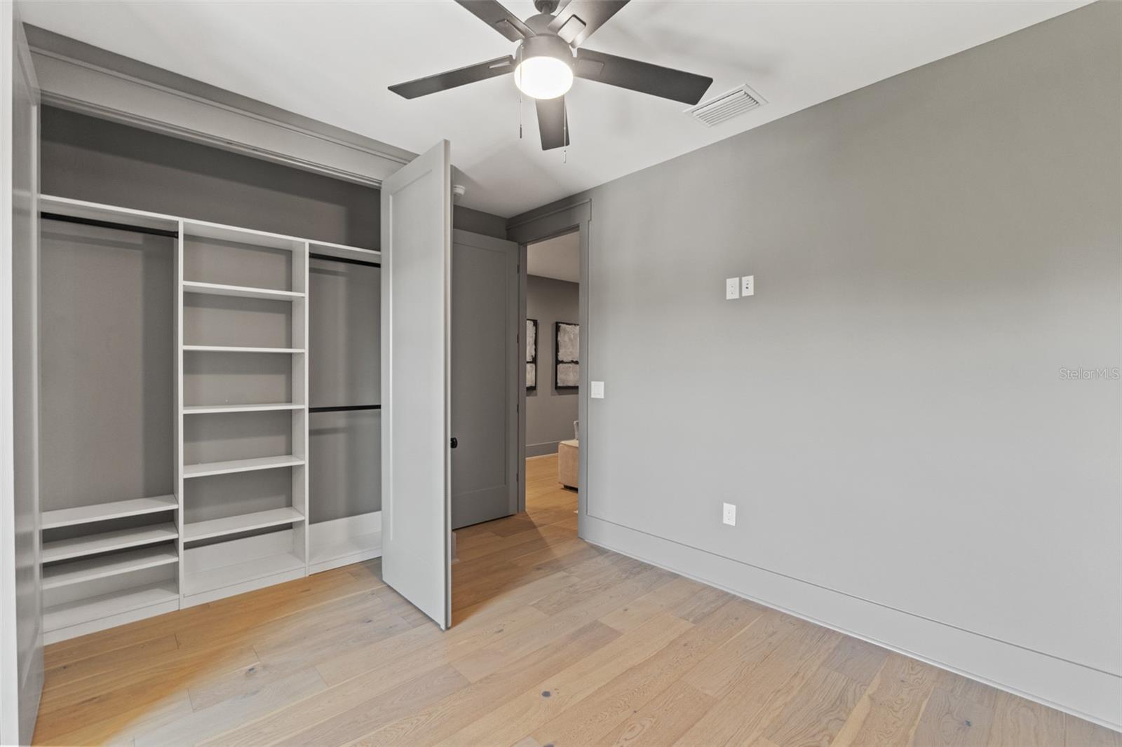 Image 77 of 89 For 807 Park Avenue