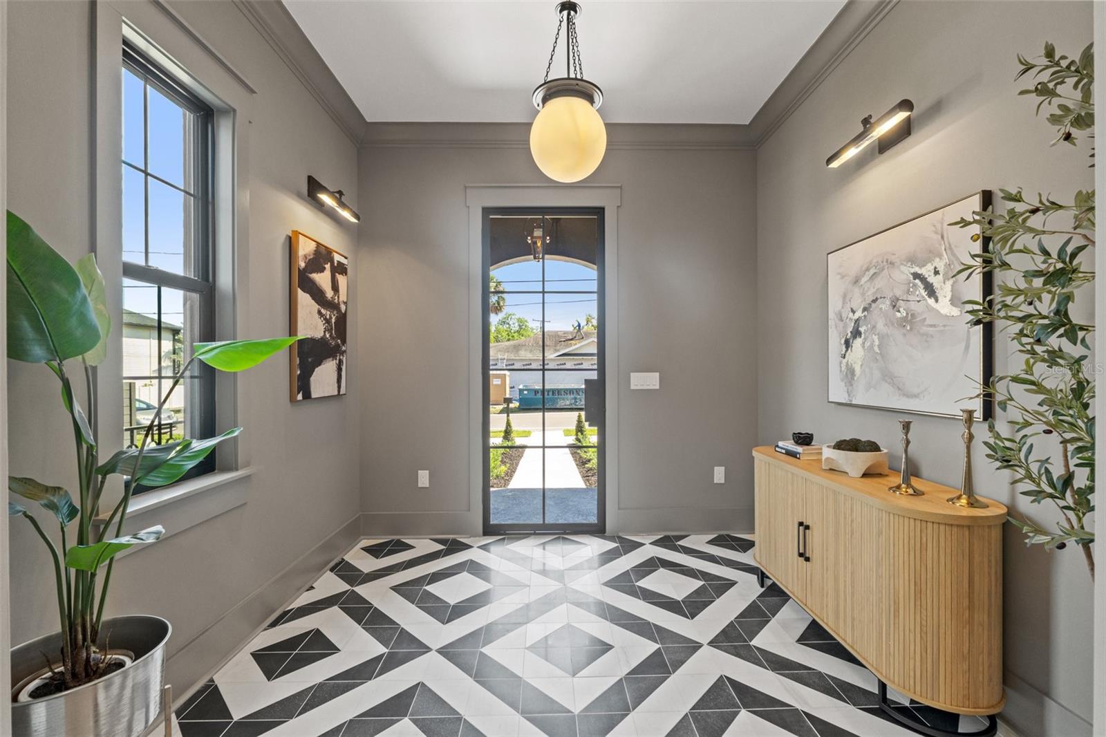 Image 9 of 89 For 807 Park Avenue