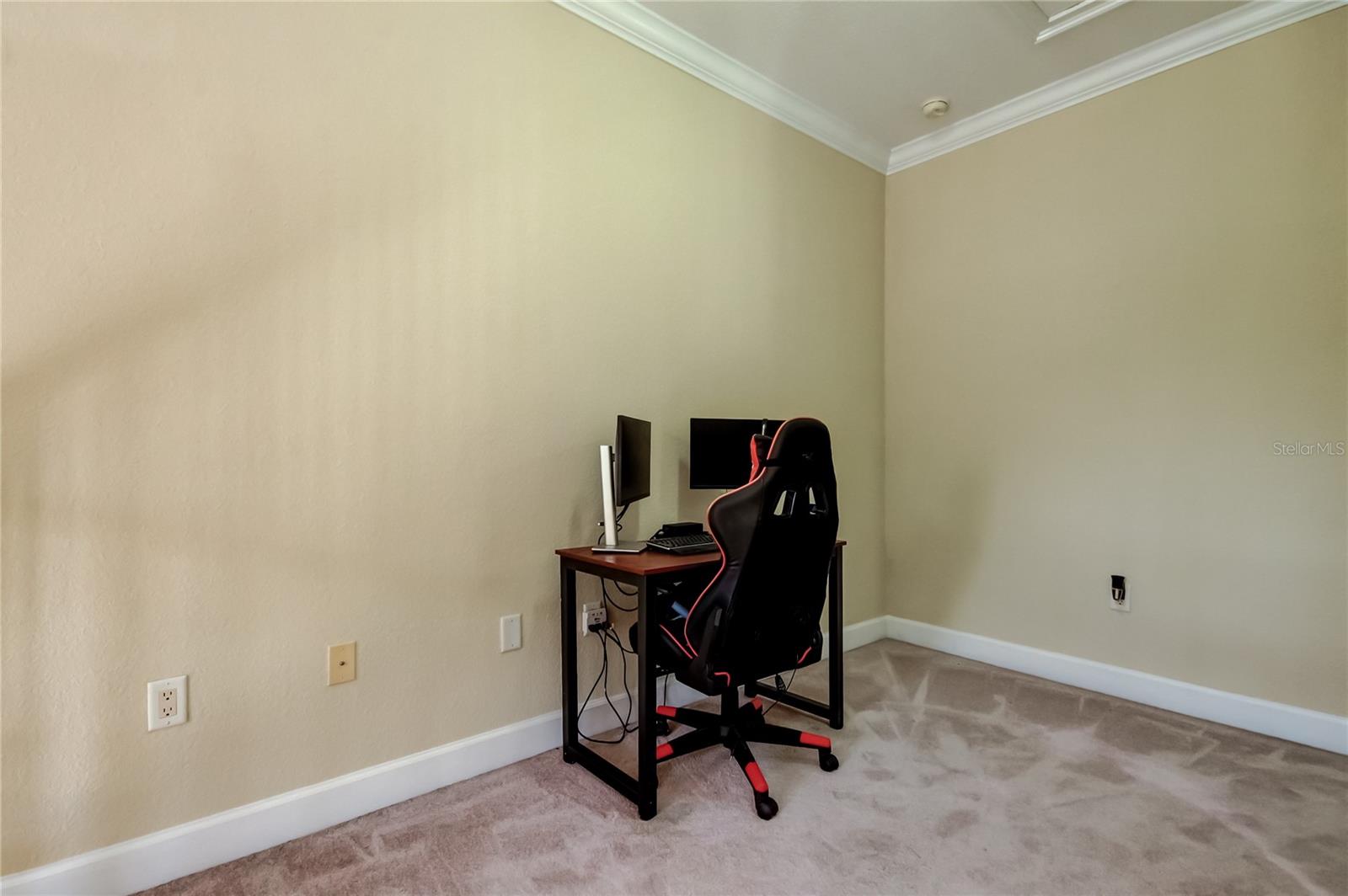 Image 31 of 42 For 258 Alexander Woods Drive