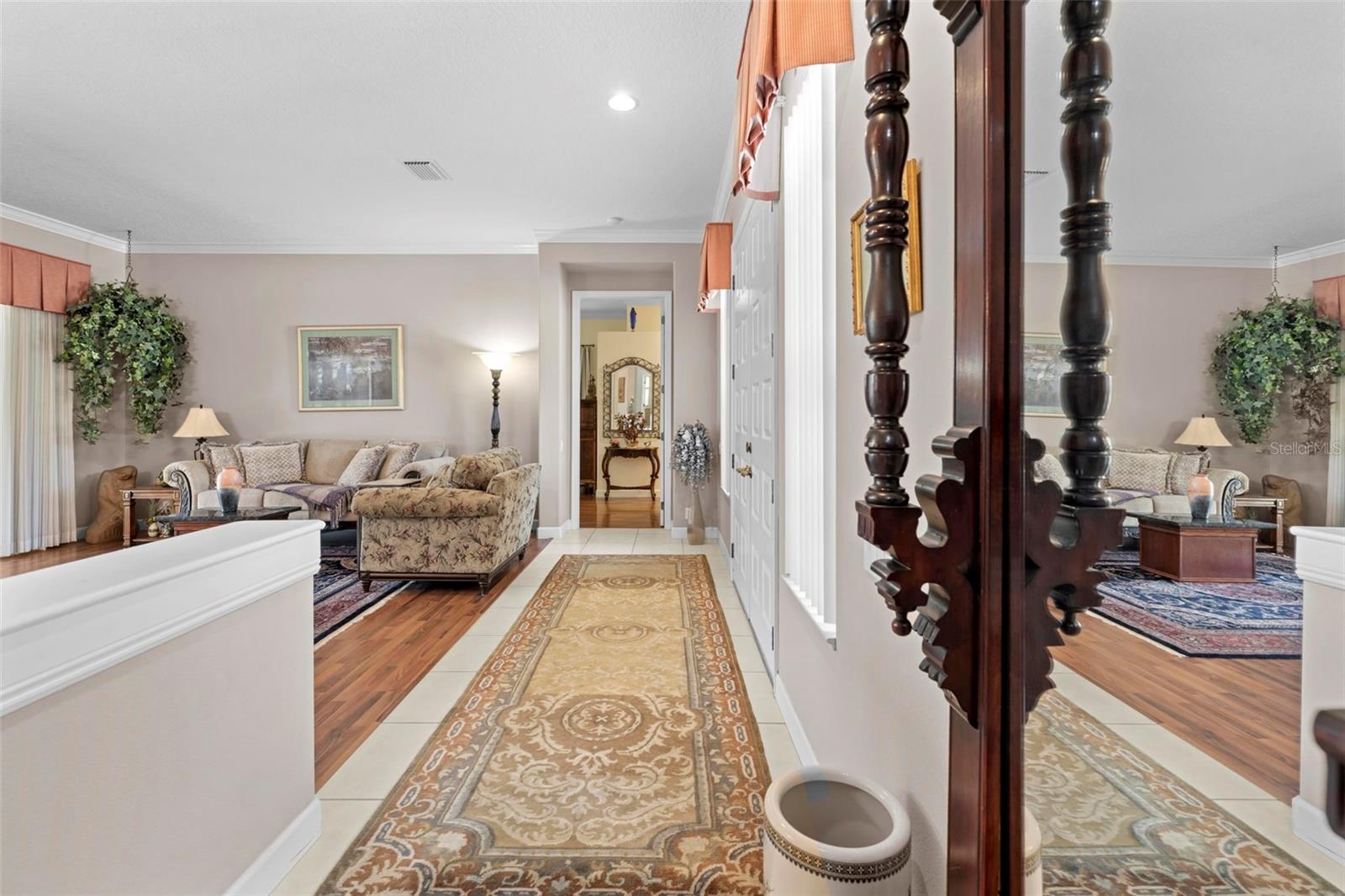 Image 18 of 72 For 5062 Golf Club Lane