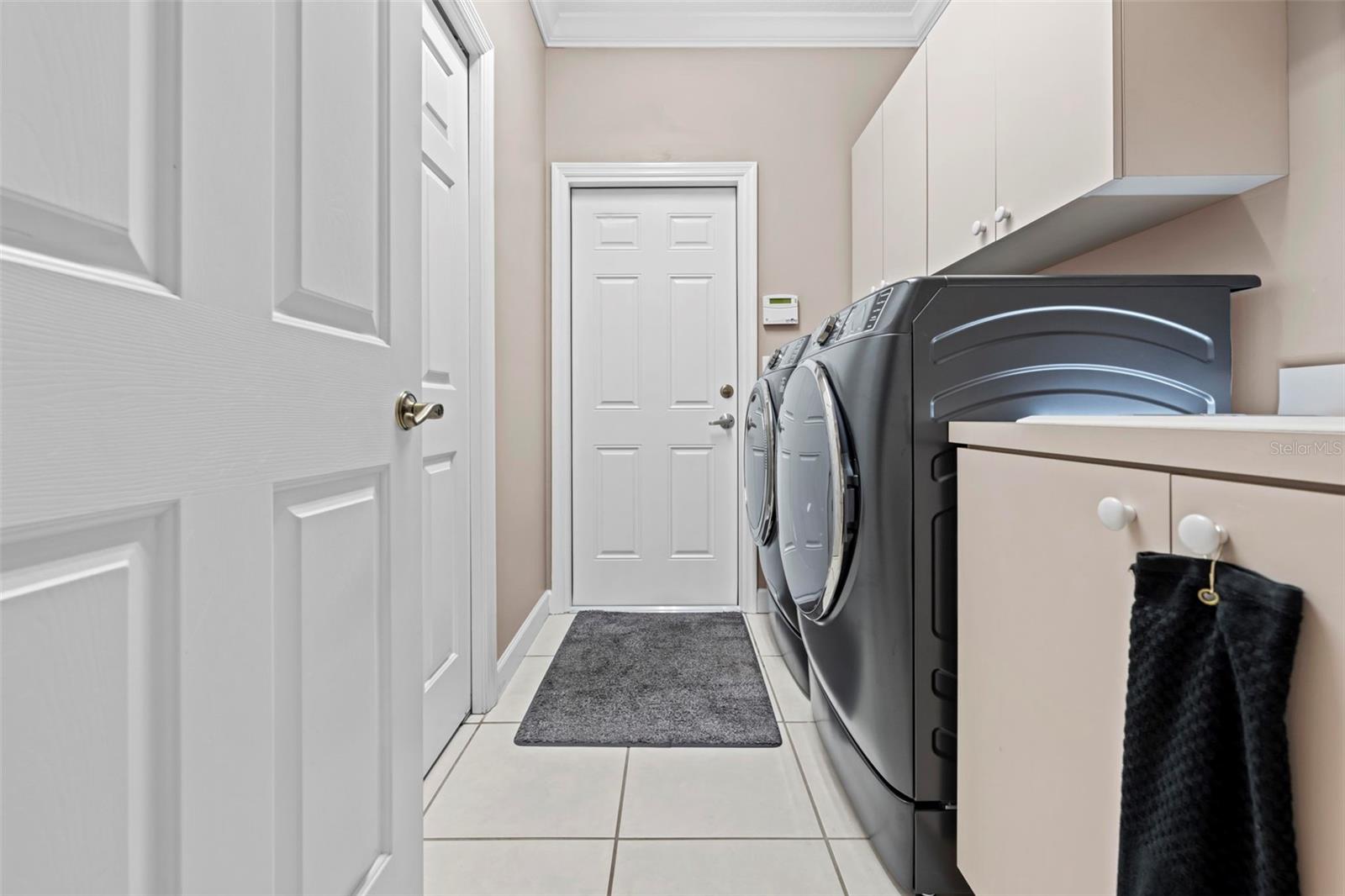 Image 42 of 72 For 5062 Golf Club Lane