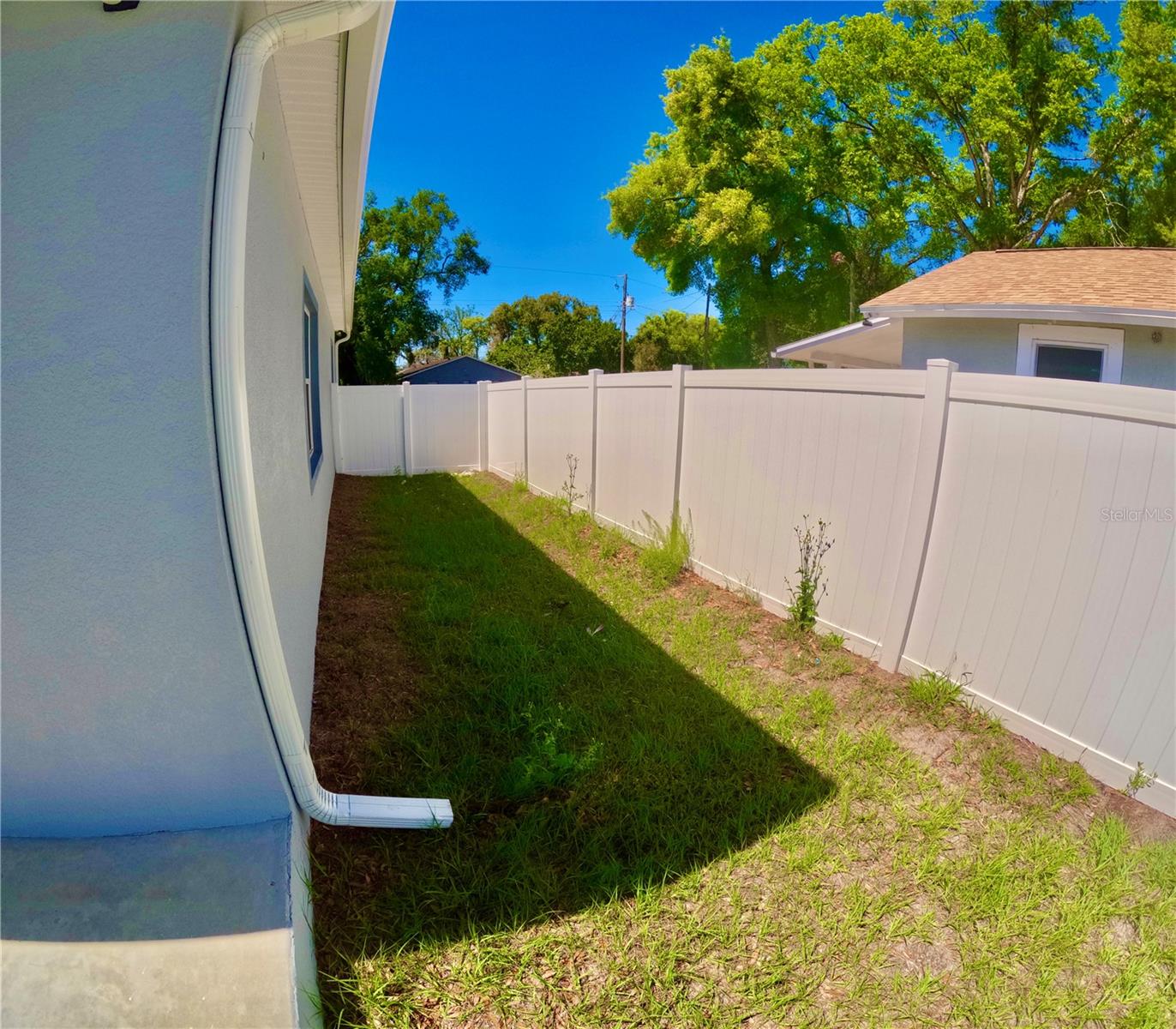 Image 21 of 24 For 8505 Brooks Street