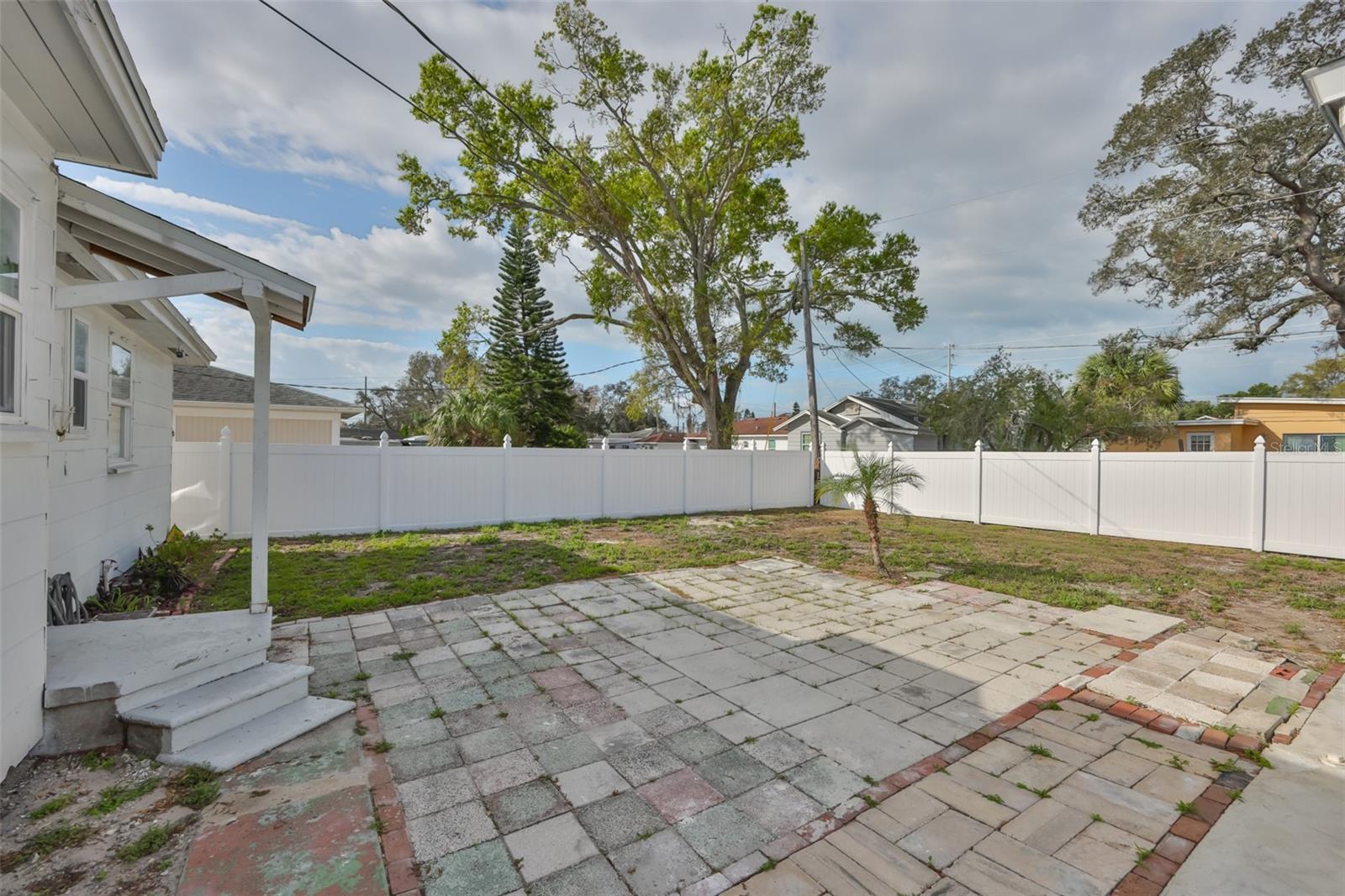 Image 31 of 39 For 700 Glenwood Avenue S