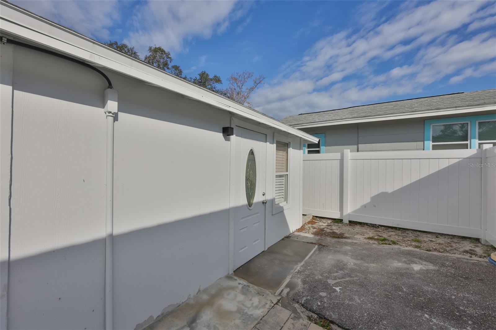 Image 32 of 39 For 700 Glenwood Avenue S