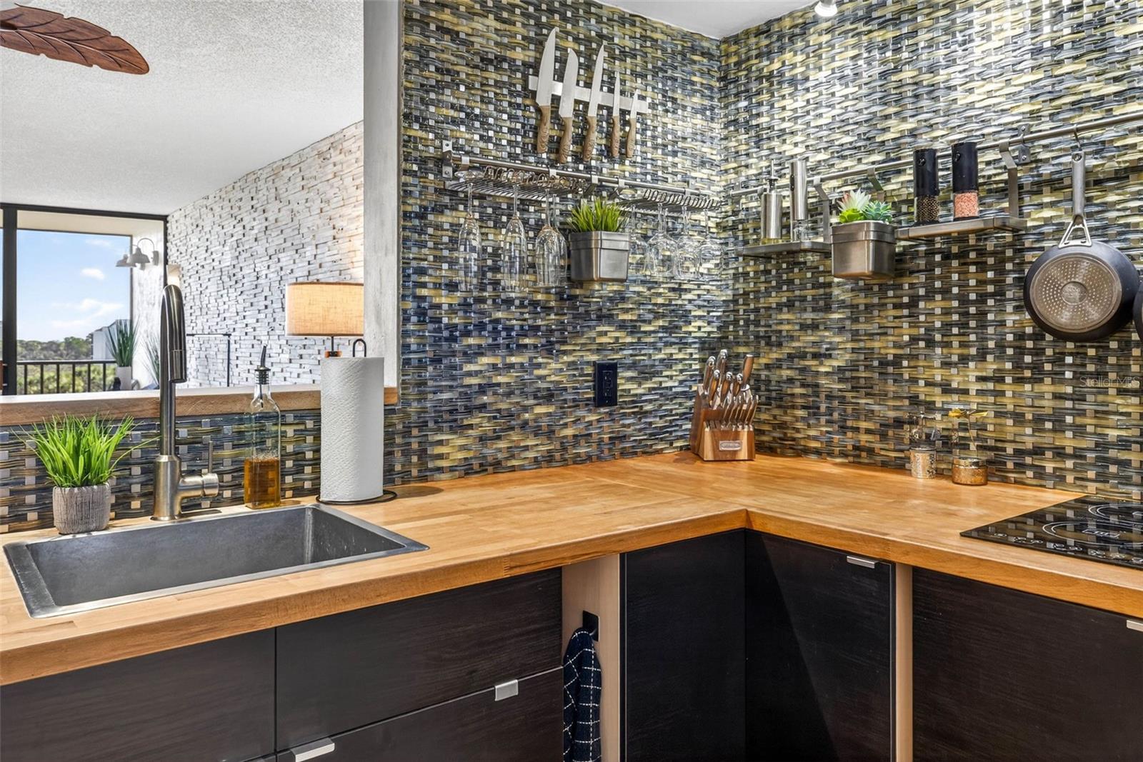 Image 14 of 69 For 800 Cove Cay Drive 7d