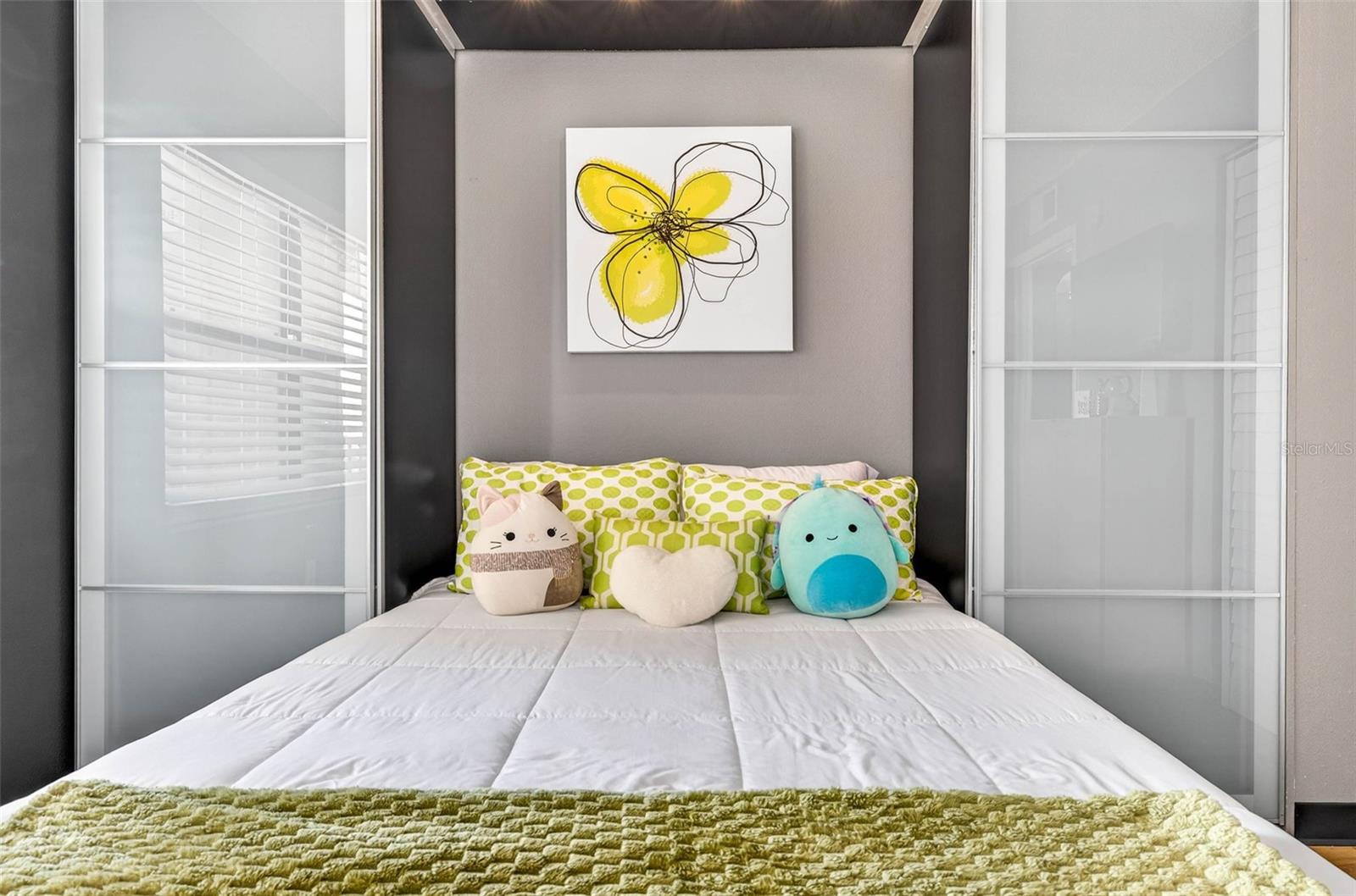 Image 25 of 69 For 800 Cove Cay Drive 7d