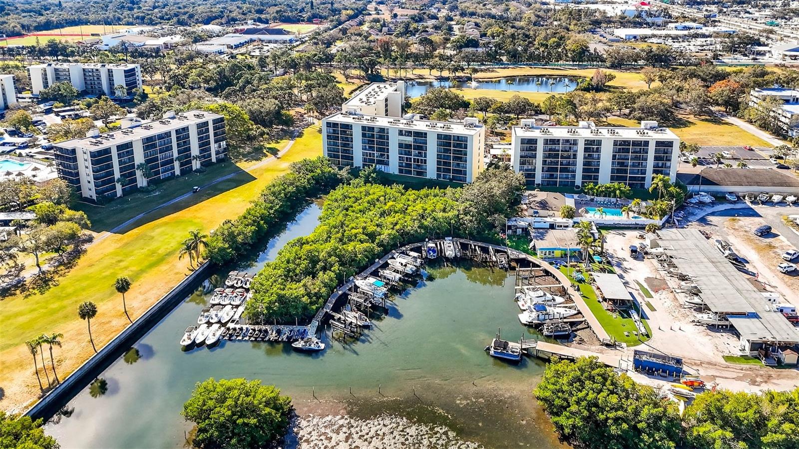 Image 46 of 69 For 800 Cove Cay Drive 7d