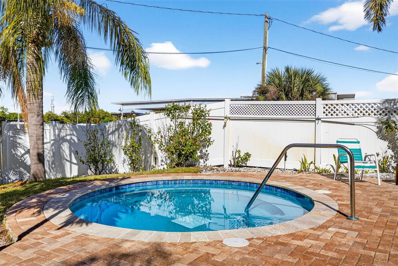 Image 50 of 69 For 800 Cove Cay Drive 7d