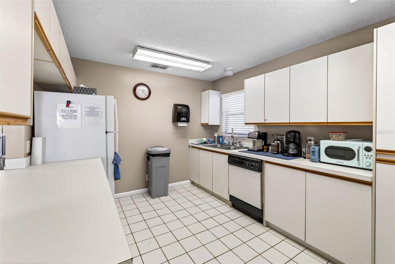 Image 55 of 69 For 800 Cove Cay Drive 7d