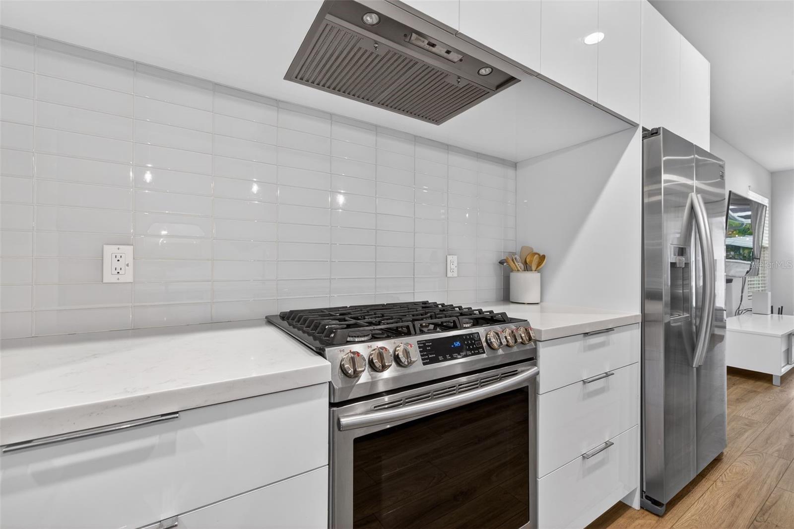 Image 10 of 28 For 6163 2nd Avenue S