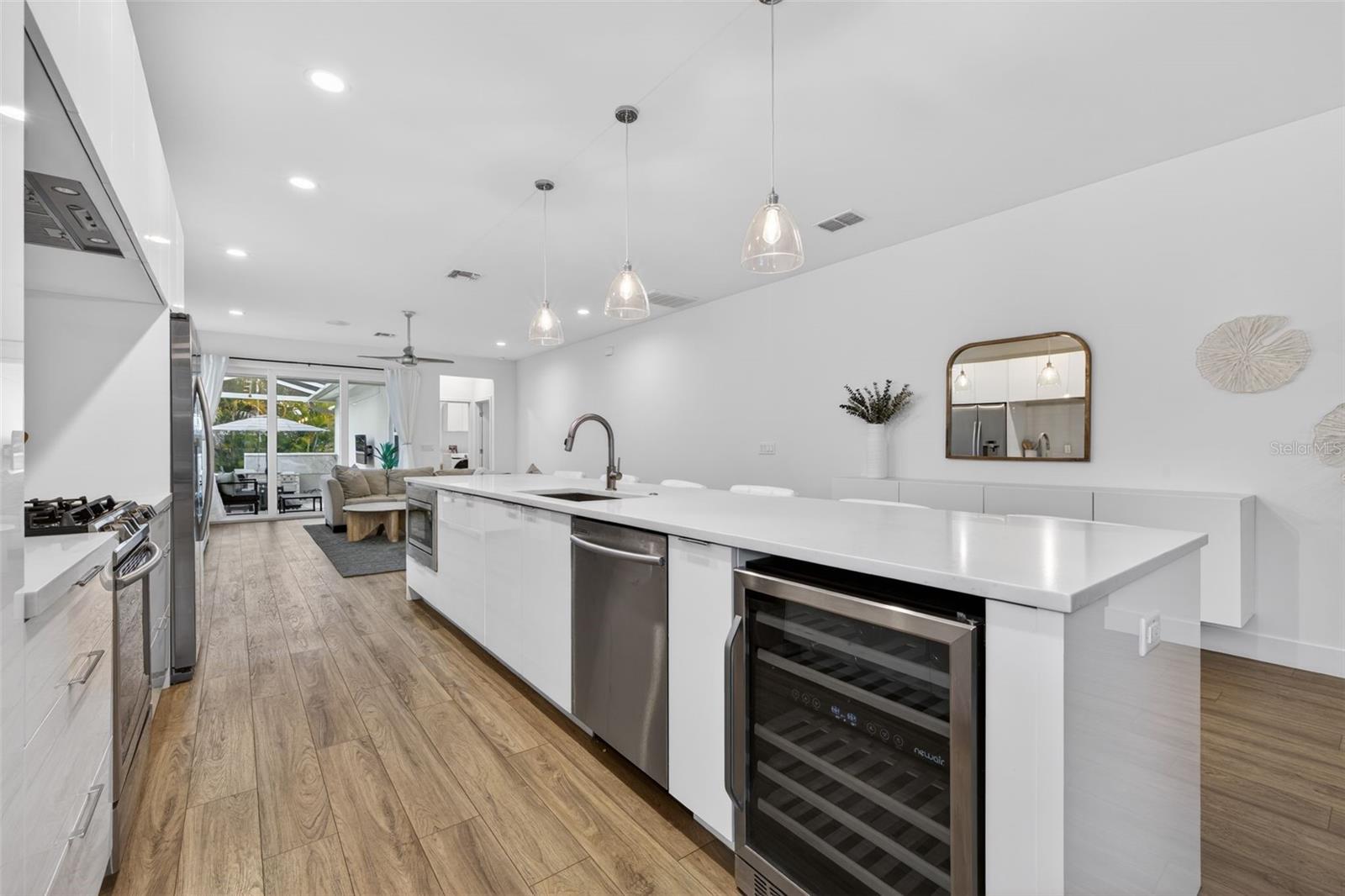 Image 11 of 28 For 6163 2nd Avenue S