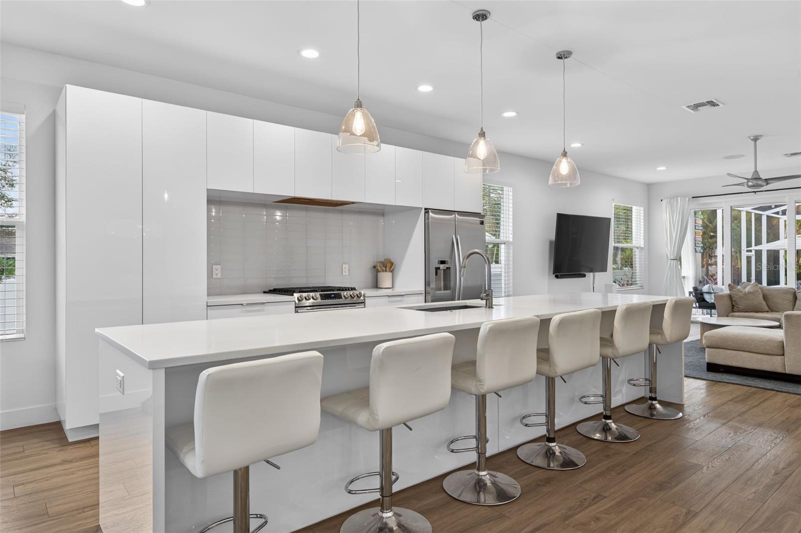 Image 7 of 28 For 6163 2nd Avenue S